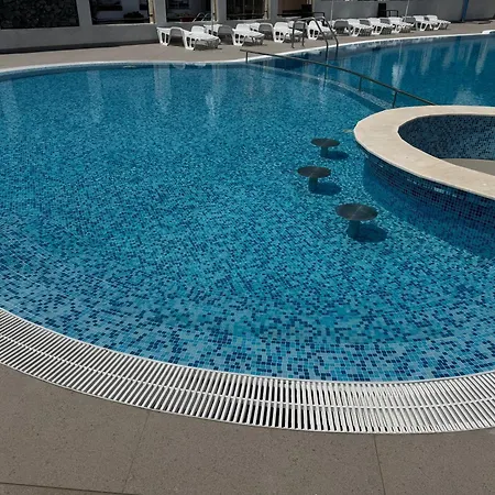 アパート Luxury Seaside With Seaview スヴェティ・ヴラス